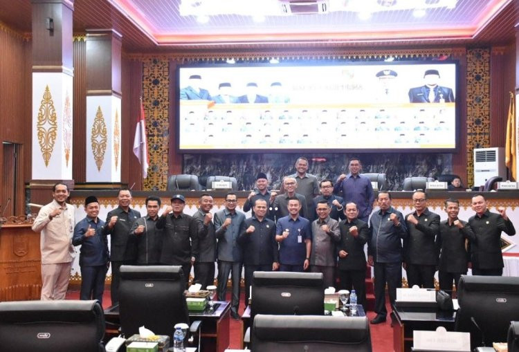 DPRD Pekanbaru Gelar Rapat Paripurna Bahas APBD-P 2024 dan APBD 2025