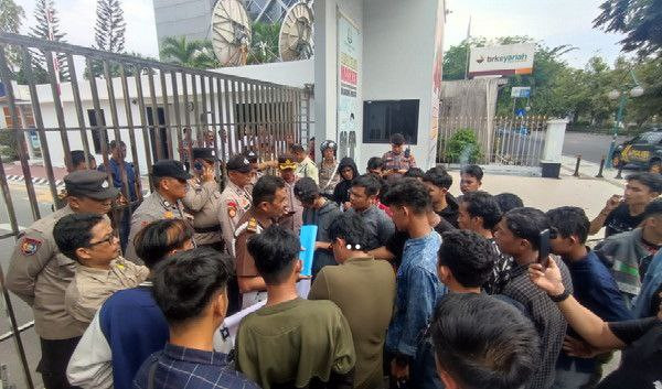 Massa GMPR Desak Kejati Riau Usut Tuntas Dugaan Korupsi Dinas PUPR Kampar 