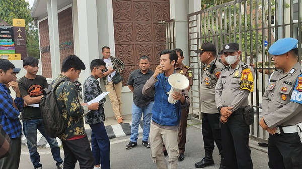 Kejati Riau Didesak Usut Tuntas Dugaan Korupsi di RSUD Arifin Achmad Pekanbaru