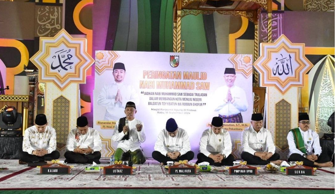 Pimpinan DPRD Pekanbaru Hadiri Peringatan Maulid Nabi Muhammad SAW 1446 Hijriah