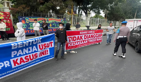 Pendemo_kena_Prank.jpg
