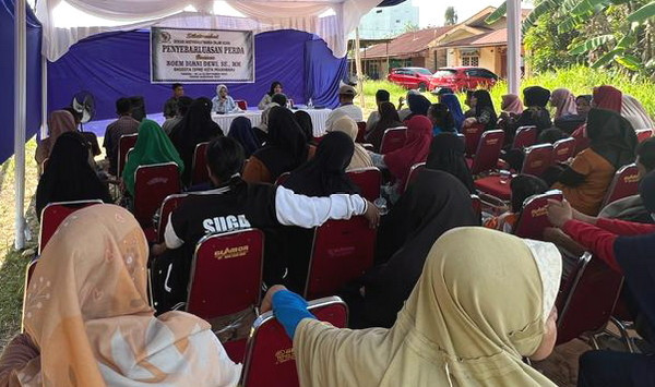 Anggota DPRD Roem Diani Dewi Sebarluaskan Perda Bantuan Hukum Bagi Warga Tidak Mampu