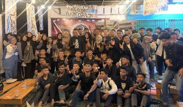 Dinilai Peduli Pendidikan dengan Program Beasiswa, Milenial Gen-Z Dukung Uun-Ade di Pilwako Pekanbaru