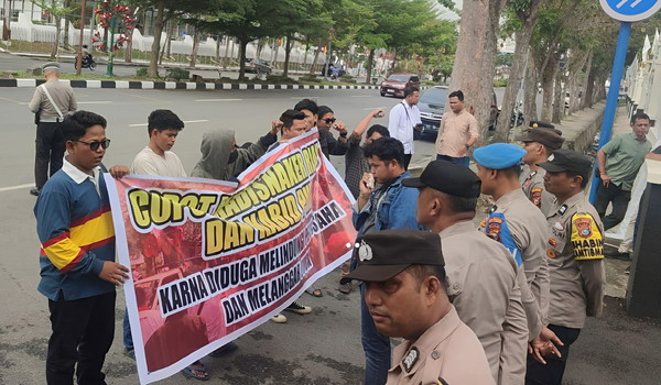 Dinilai Gagal Selesaikan PHK PT AFR, Pj Gubernur Riau Diminta Copot Disnakertrans Boby Rachmat