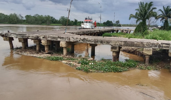 INPEST Endus Praktek KKN dalam Jasa Bongkar Muat Pelabuhan Pelindo Tembilahan