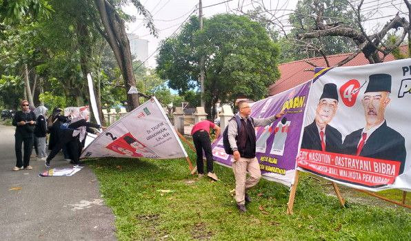 Masa Tenang, KPU, Bawaslu dan Satpol PP Turunkan APK 