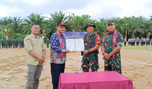 Kepala Staf Korem 121/Abw Resmi Tutup TMMD Reguler Ke 121 Kodim 1210/Landak